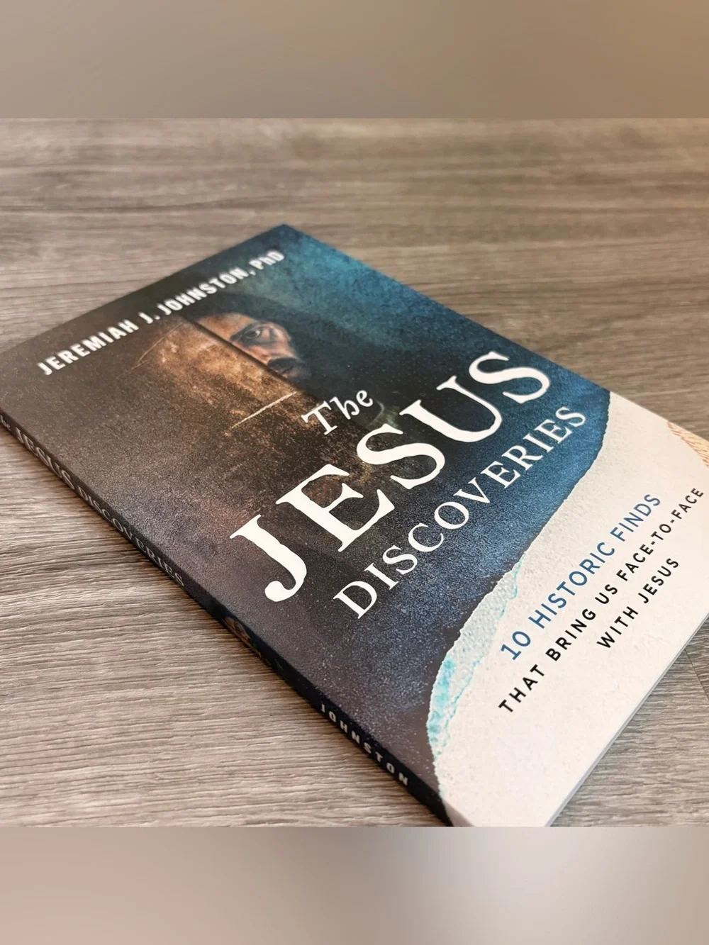 The Jesus Discoveries by Jeremiah J. Johnston paperback book